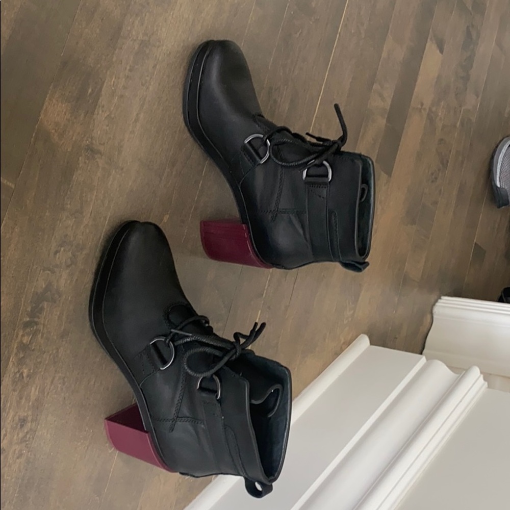 Sorel boots in great condition